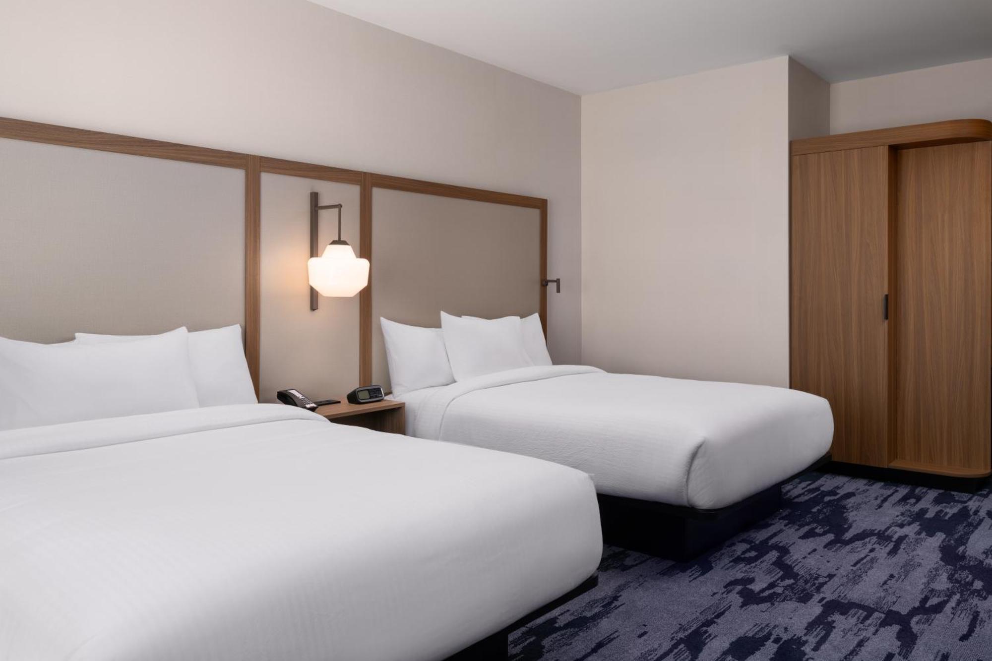 Fairfield By Marriott Inn & Suites Cincinnati Oakley Exterior photo