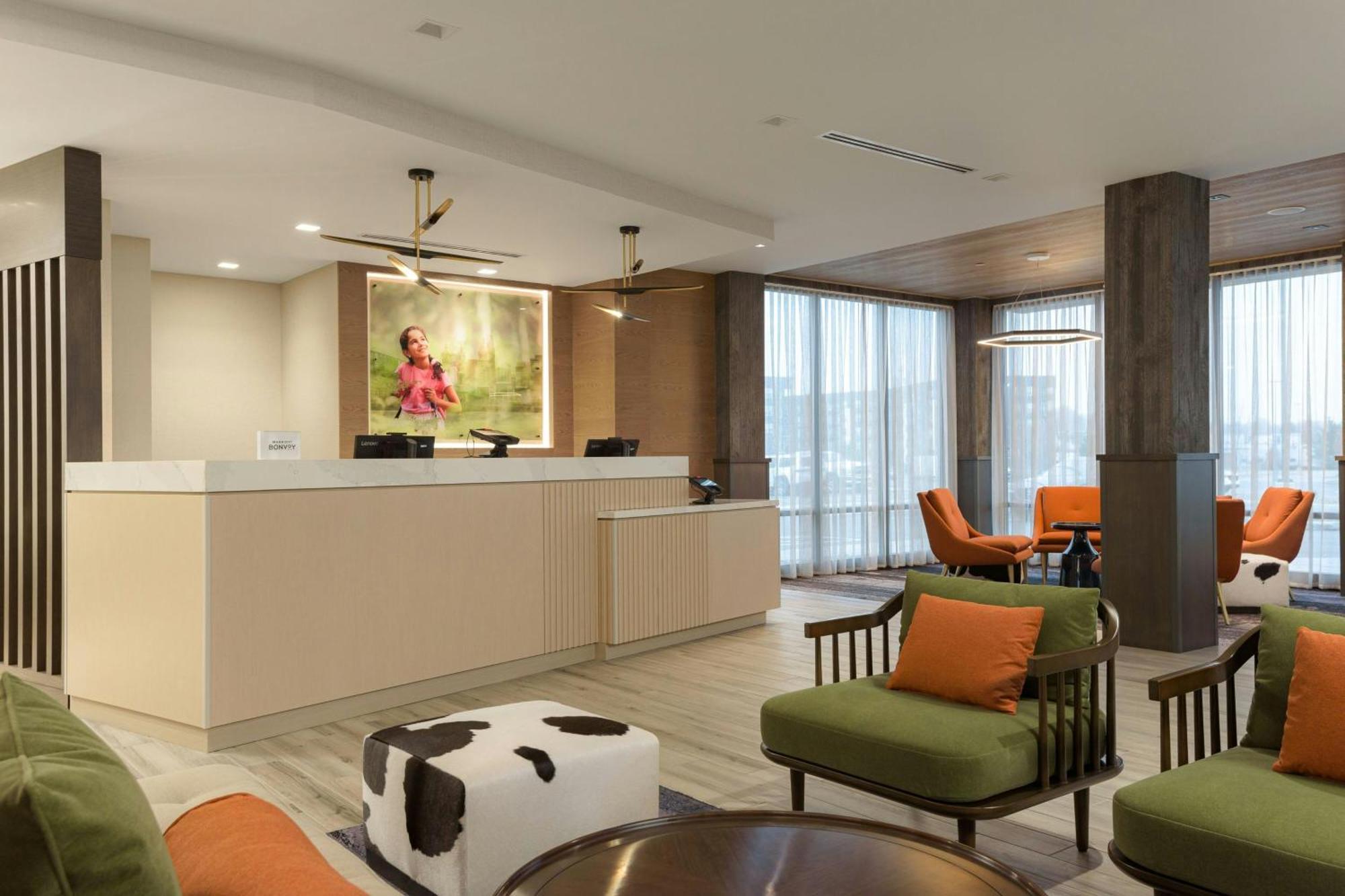 Fairfield By Marriott Inn & Suites Cincinnati Oakley Exterior photo